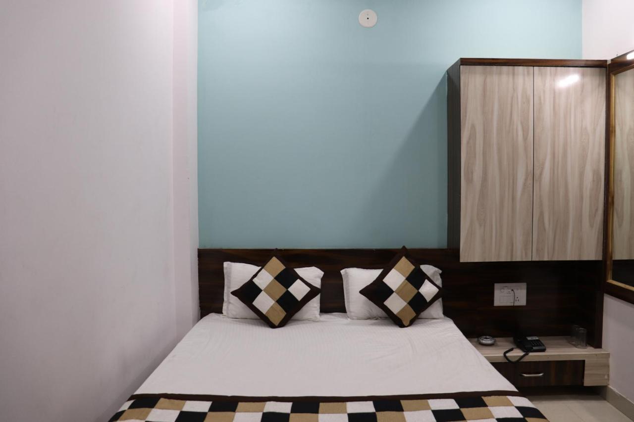 Hotel Sun Shine Abu Road Exterior photo